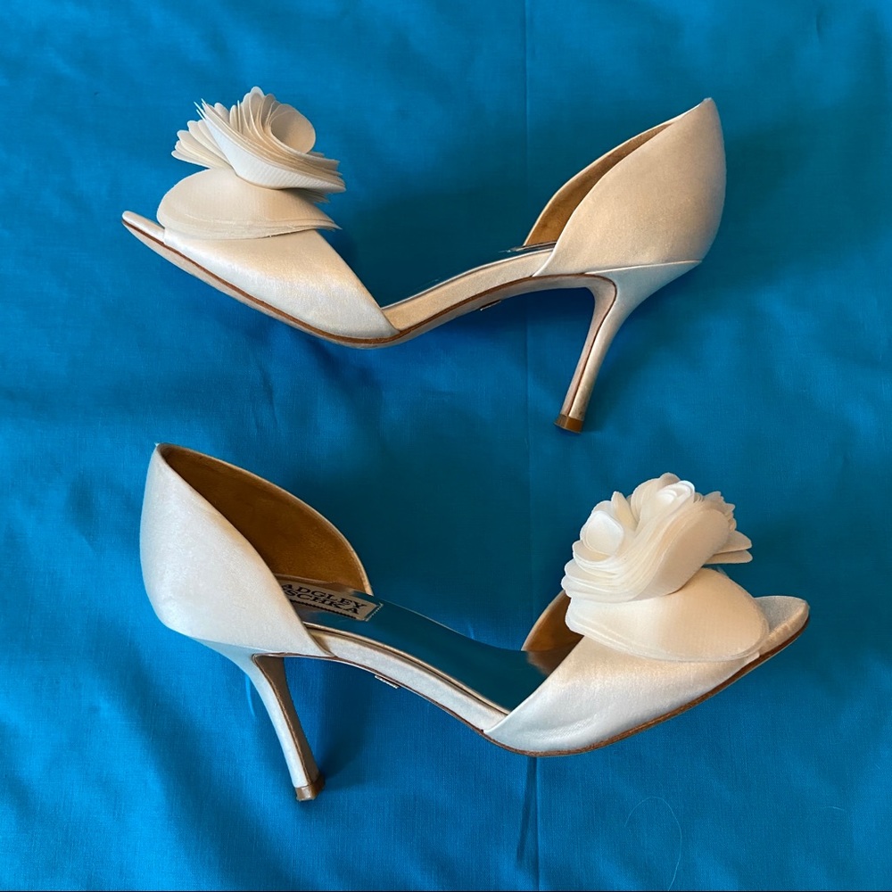 Bash Mischka white heels